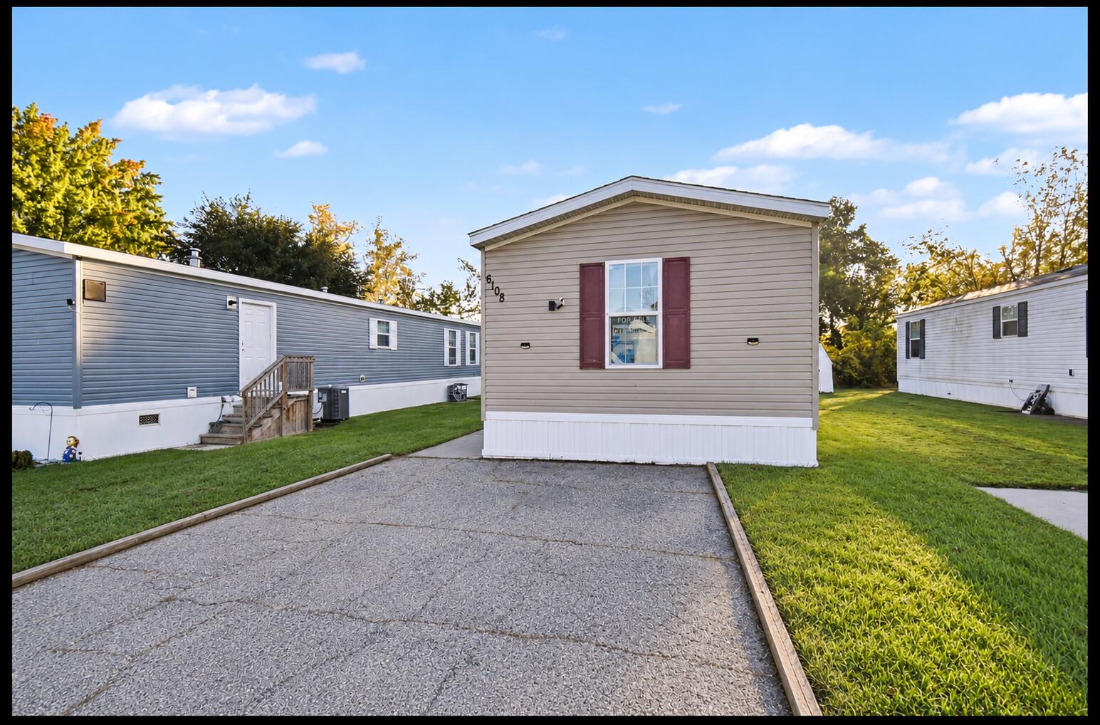 6108 Skipton Drive SW Grand Rapids MI 49548
