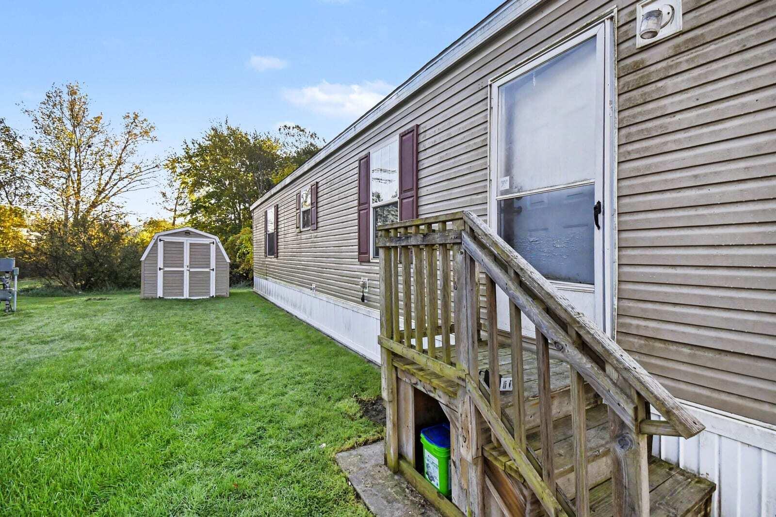 6108 Skipton Drive SW Grand Rapids MI 49548