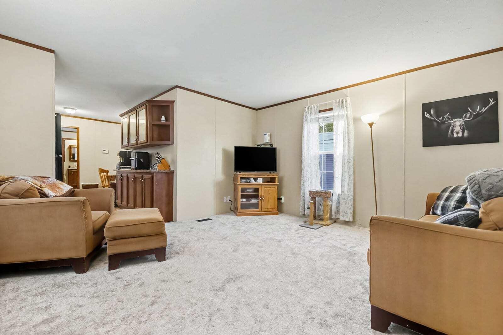 6108 Skipton Drive SW Grand Rapids MI 49548
