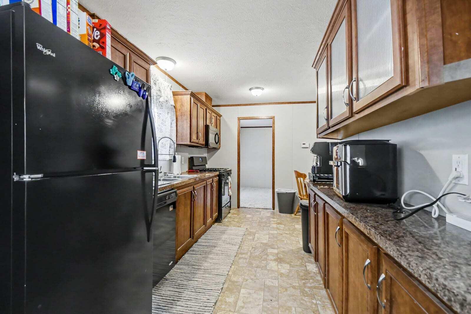 6108 Skipton Drive SW Grand Rapids MI 49548