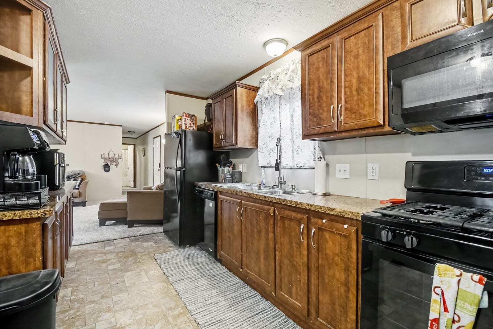 6108 Skipton Drive SW Grand Rapids MI 49548