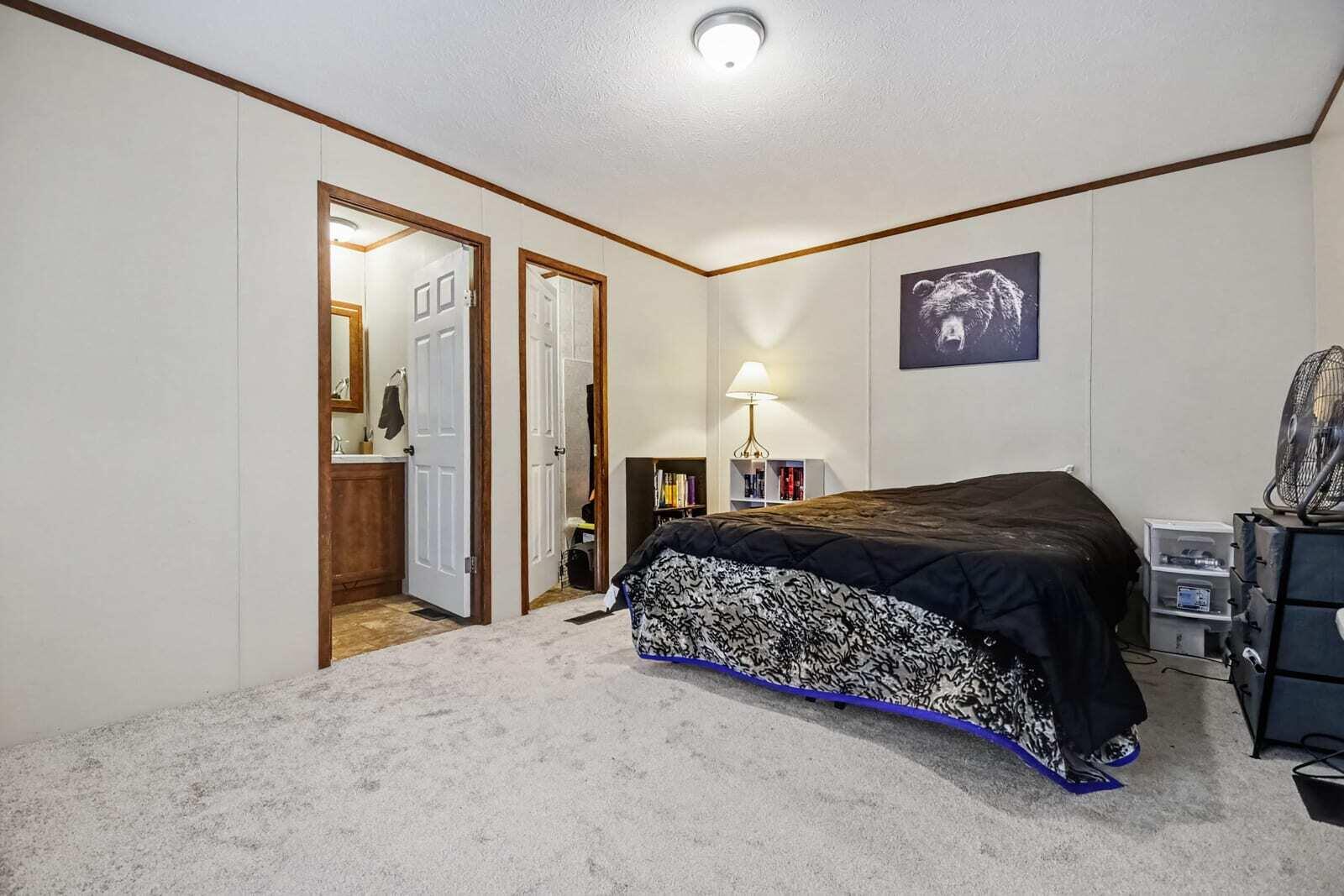 6108 Skipton Drive SW Grand Rapids MI 49548
