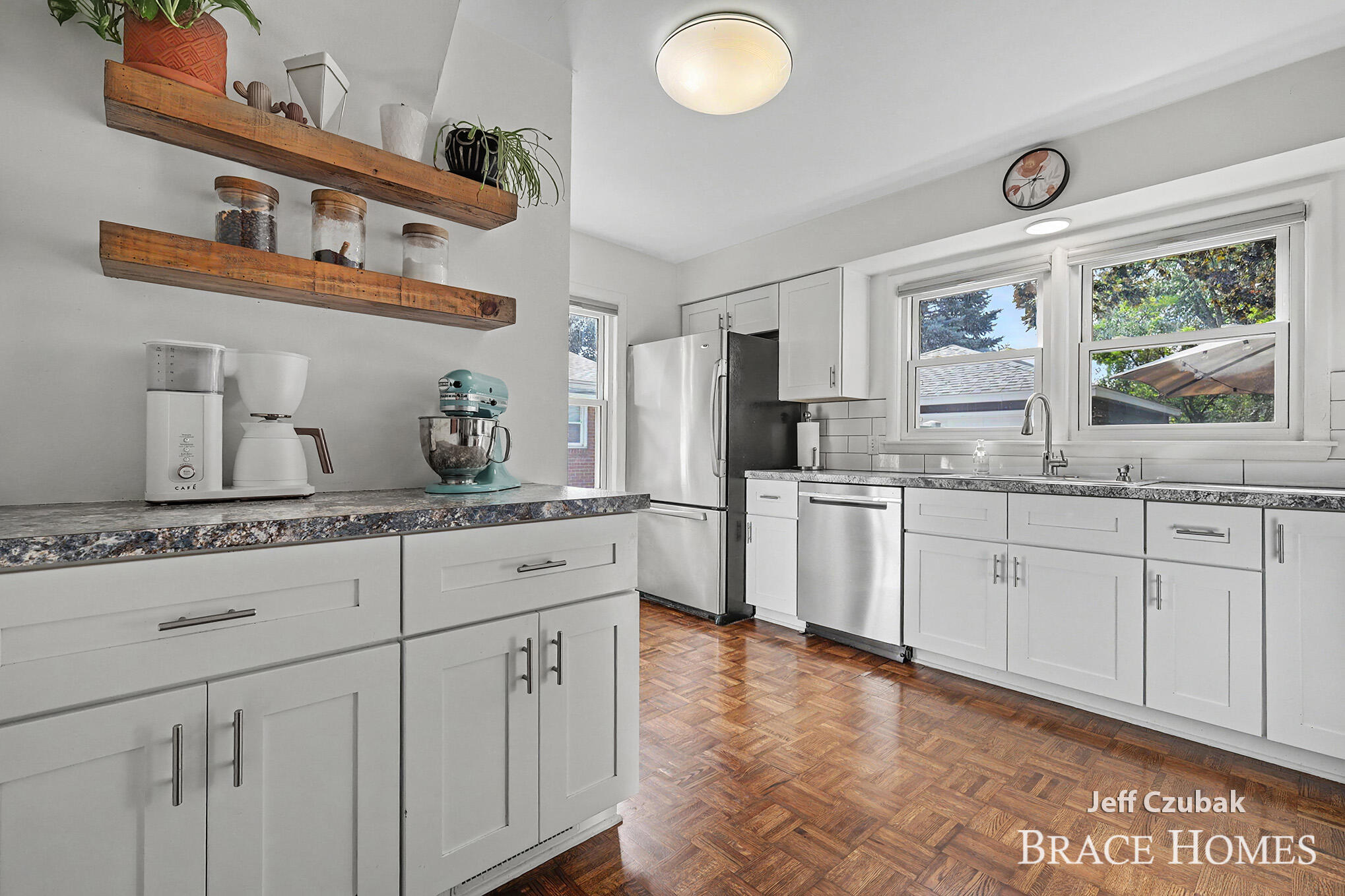 1850 Orville Street SE Grand Rapids MI 49506