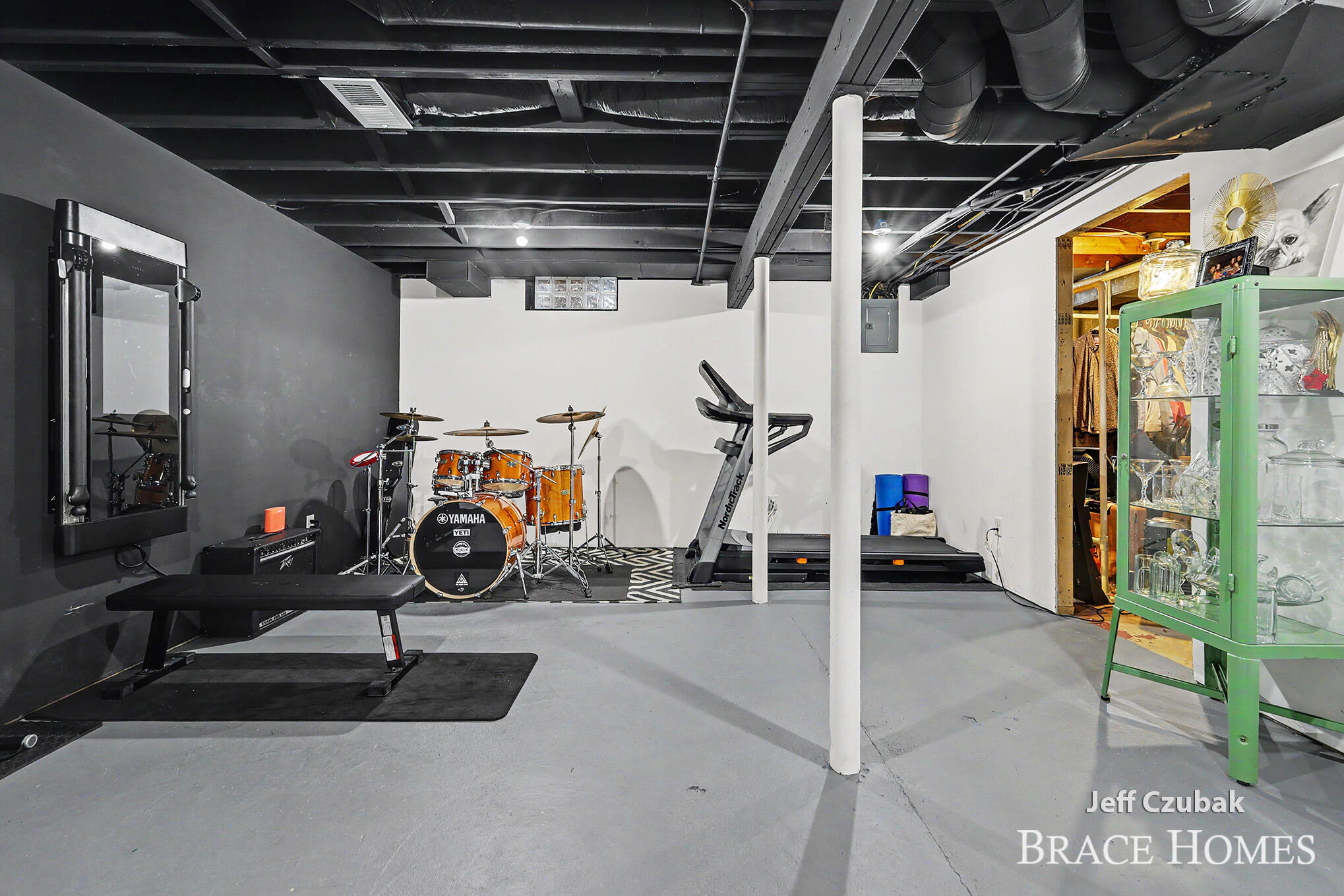 1850 Orville Street SE Grand Rapids MI 49506
