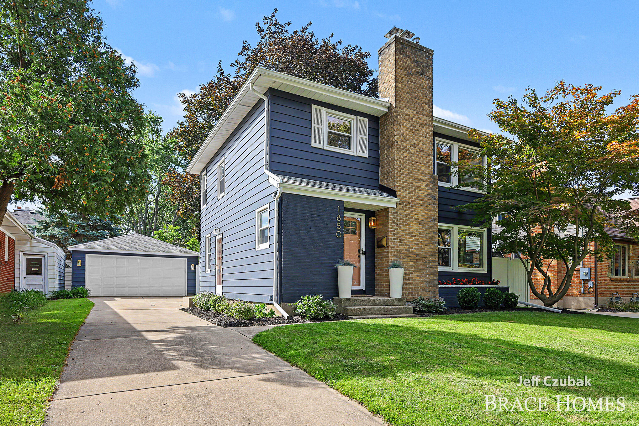 1850 Orville Street SE Grand Rapids MI 49506