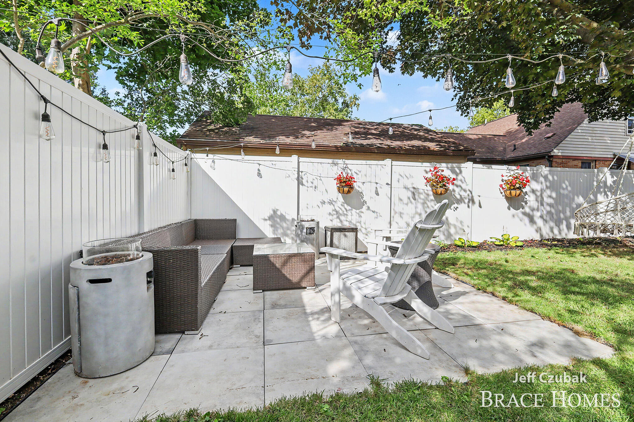 1850 Orville Street SE Grand Rapids MI 49506