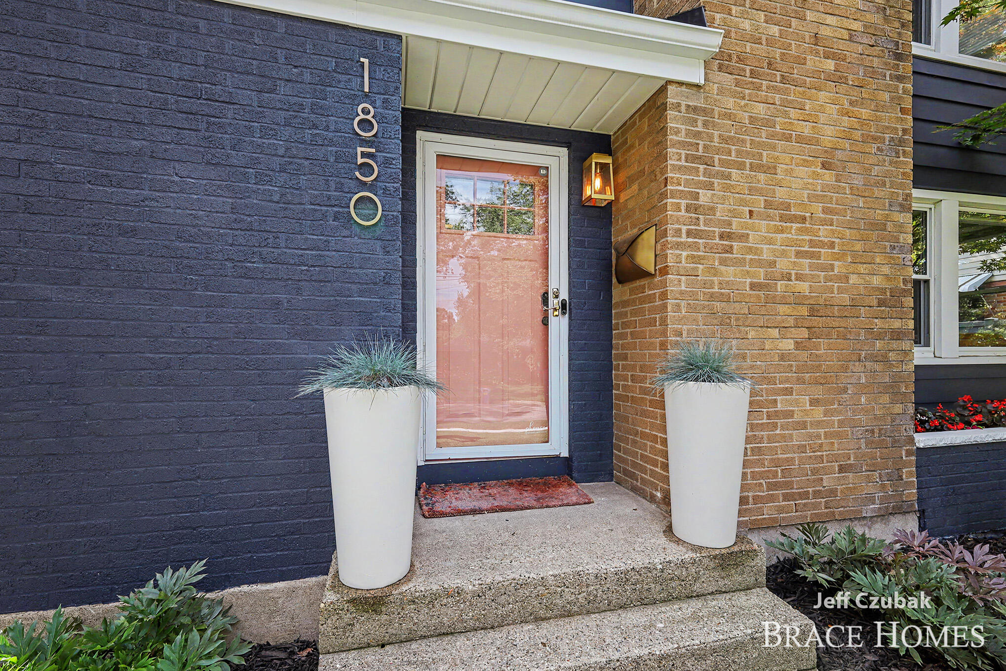 1850 Orville Street SE Grand Rapids MI 49506
