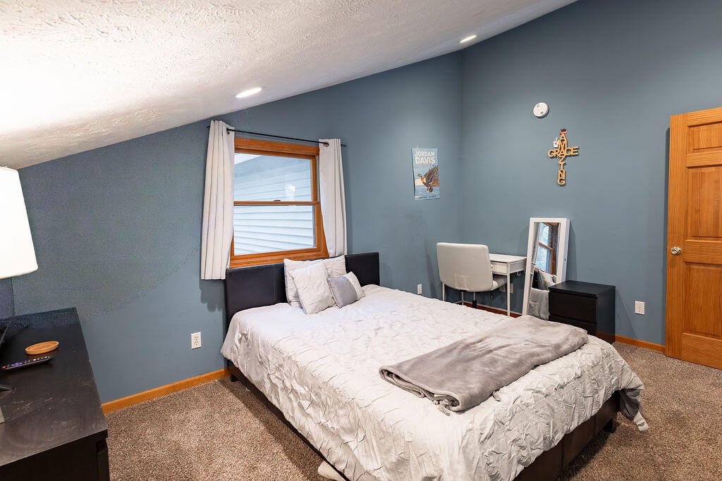 1430 N Scenic Drive Muskegon MI 49445