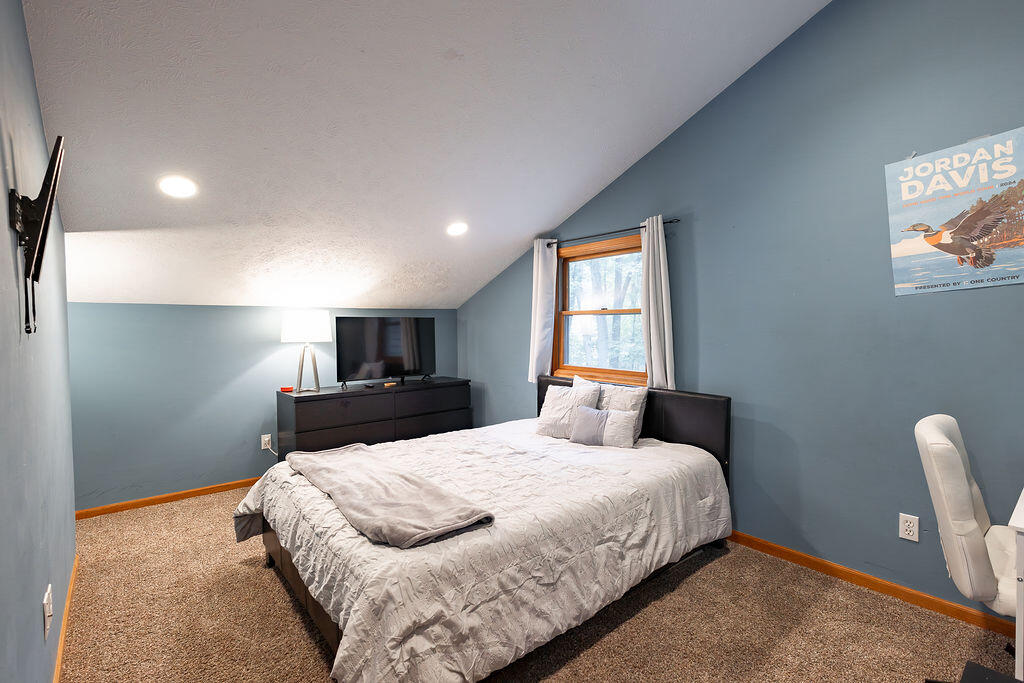 1430 N Scenic Drive Muskegon MI 49445