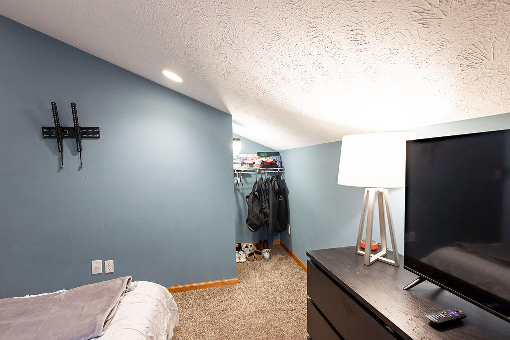 1430 N Scenic Drive Muskegon MI 49445
