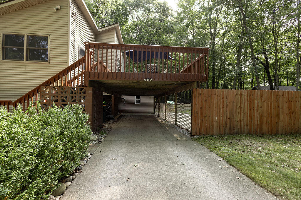 1430 N Scenic Drive Muskegon MI 49445