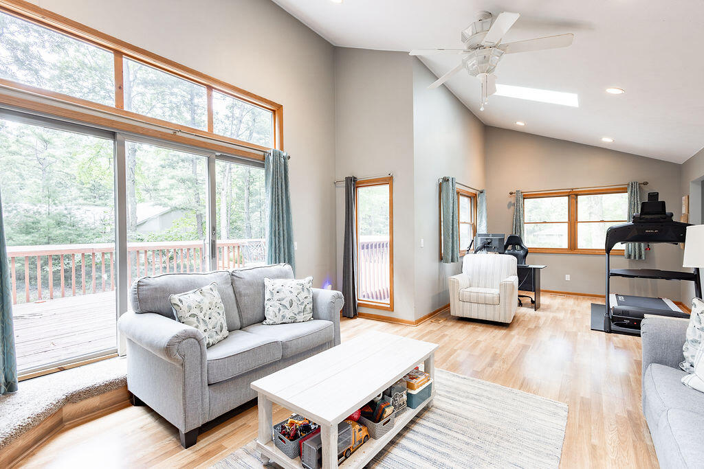 1430 N Scenic Drive Muskegon MI 49445