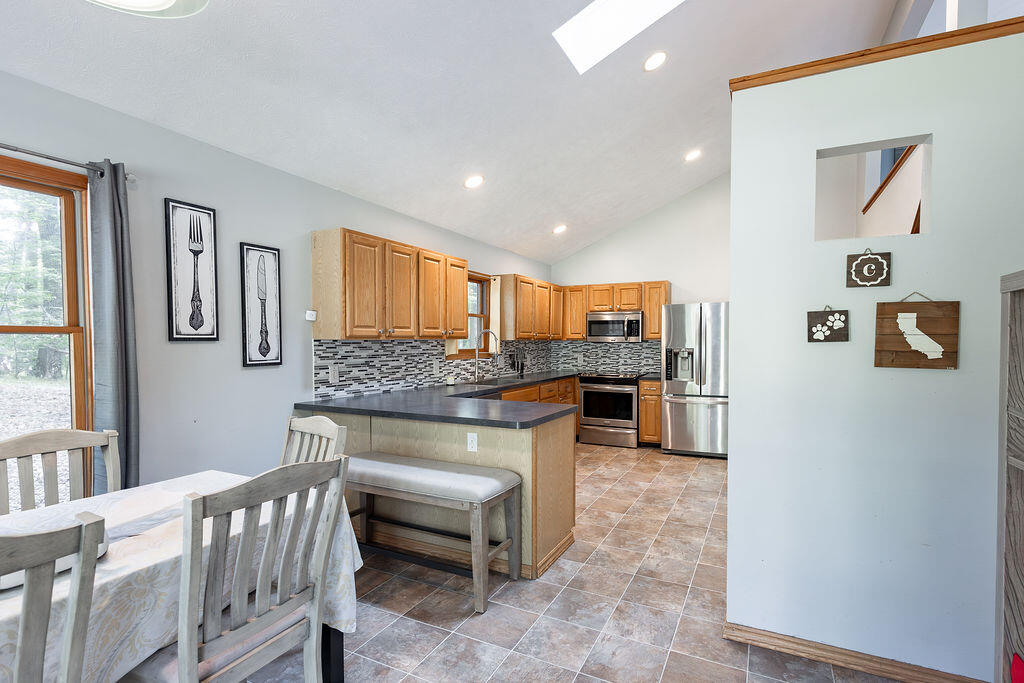 1430 N Scenic Drive Muskegon MI 49445