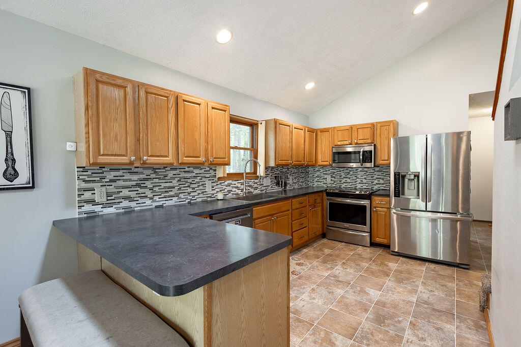 1430 N Scenic Drive Muskegon MI 49445
