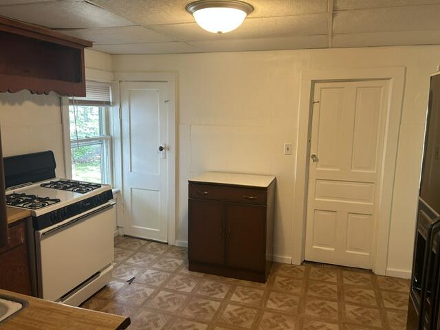 1925 Valley Street Muskegon MI 49442