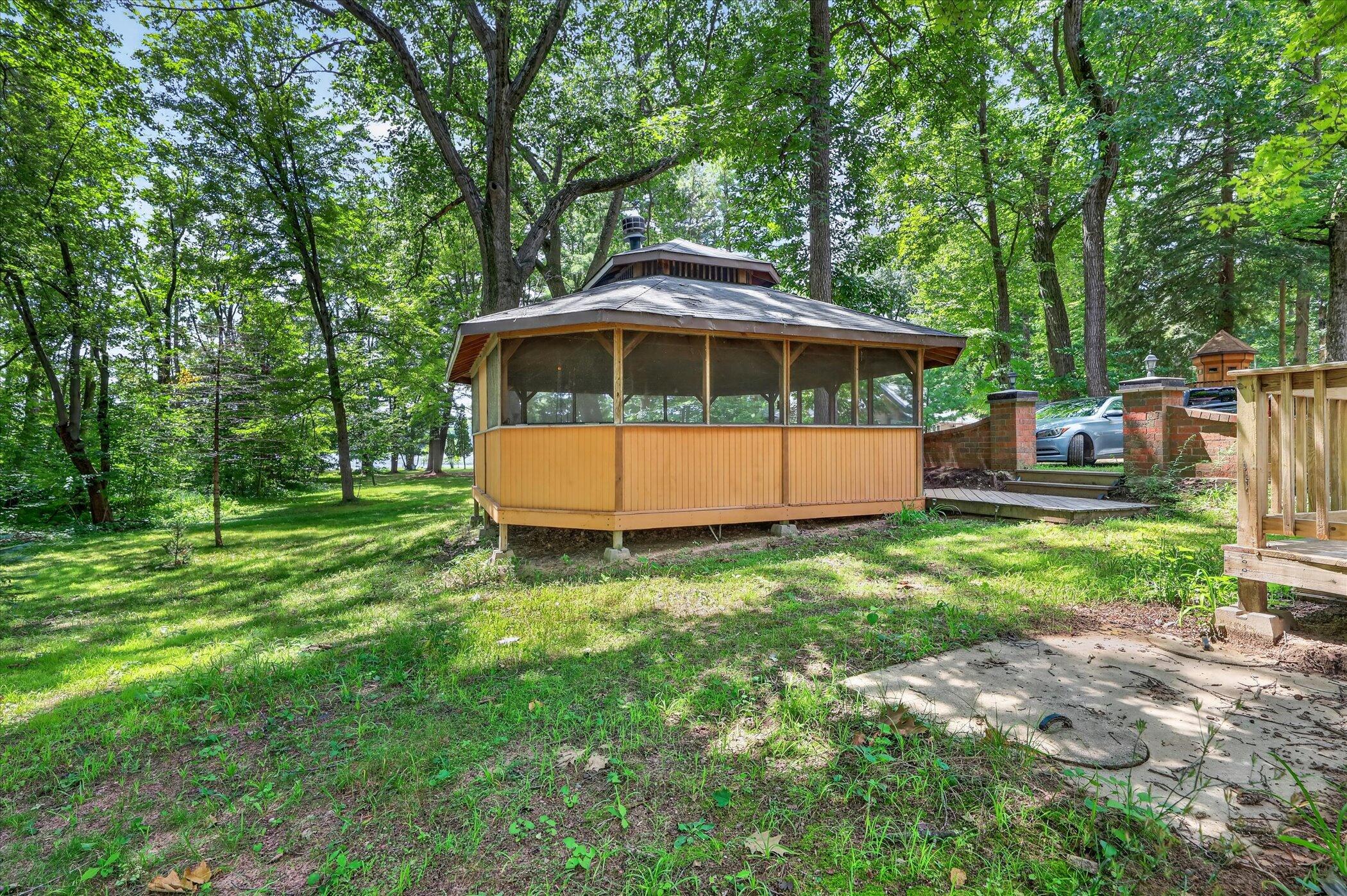 10268 51st Street Grand Junction MI 49056
