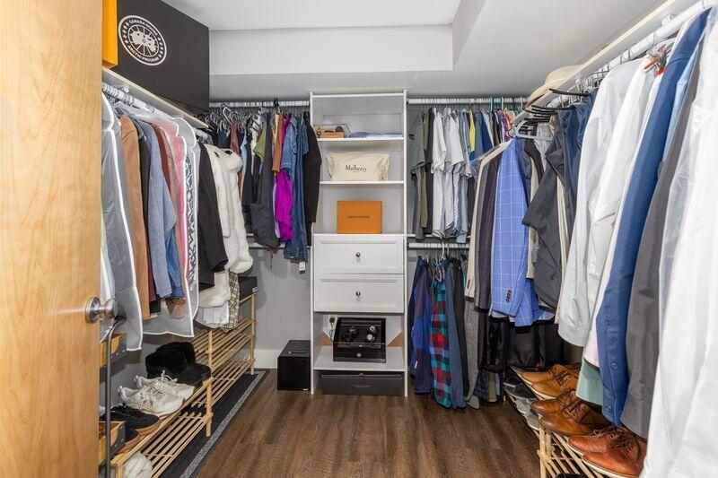 2441 Oakwood Avenue NE Grand Rapids MI 49505