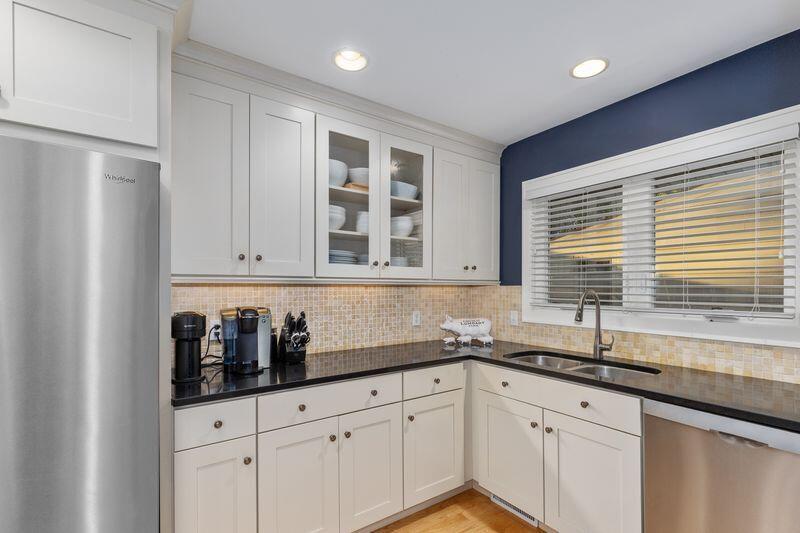 2441 Oakwood Avenue NE Grand Rapids MI 49505