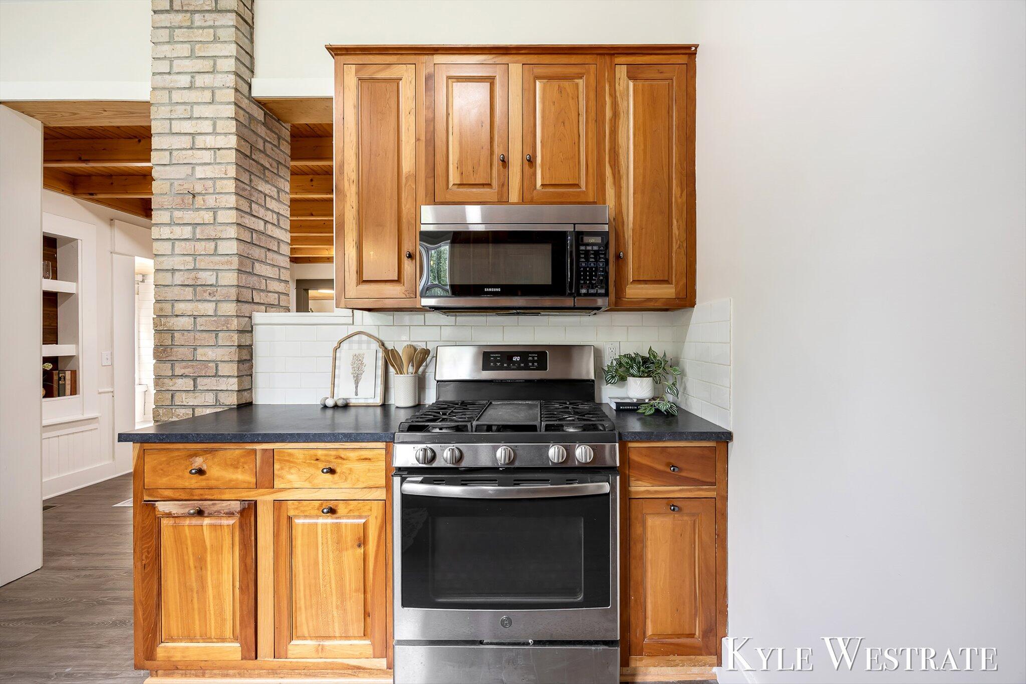 6411 11 Mile Road NE Rockford MI 49341
