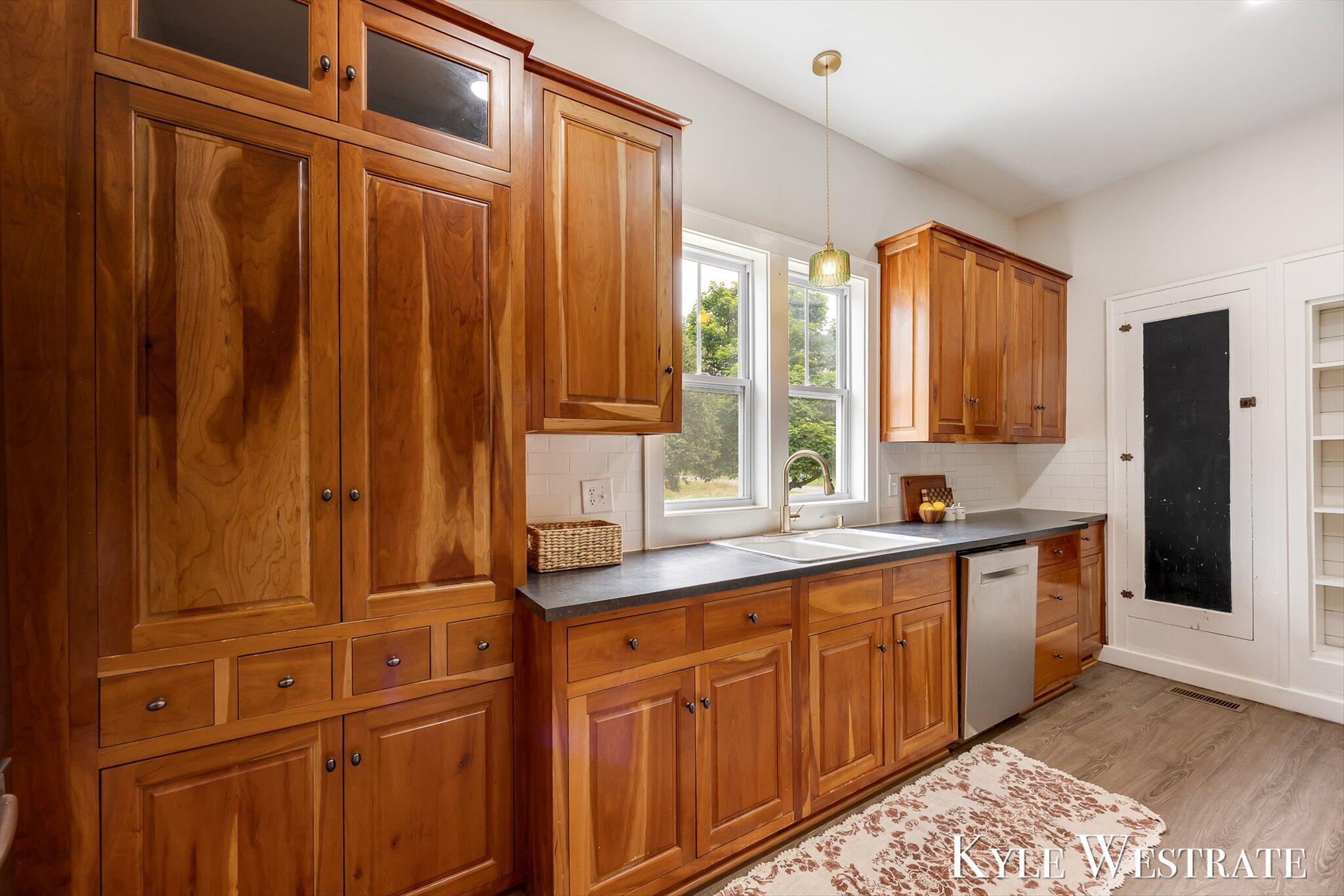 6411 11 Mile Road NE Rockford MI 49341