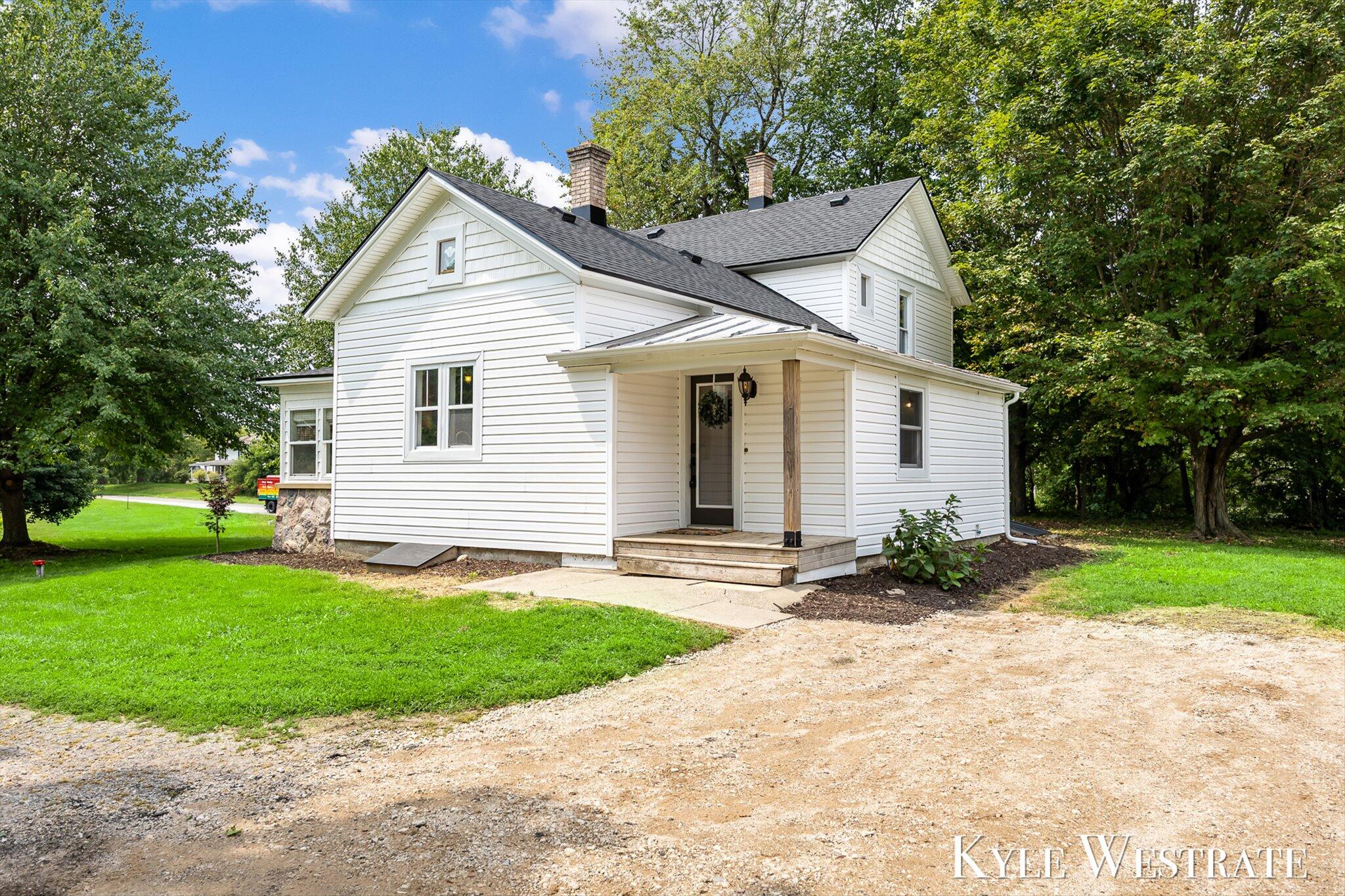 6411 11 Mile Road NE Rockford MI 49341
