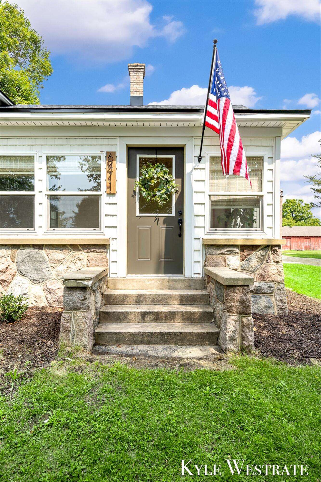 6411 11 Mile Road NE Rockford MI 49341