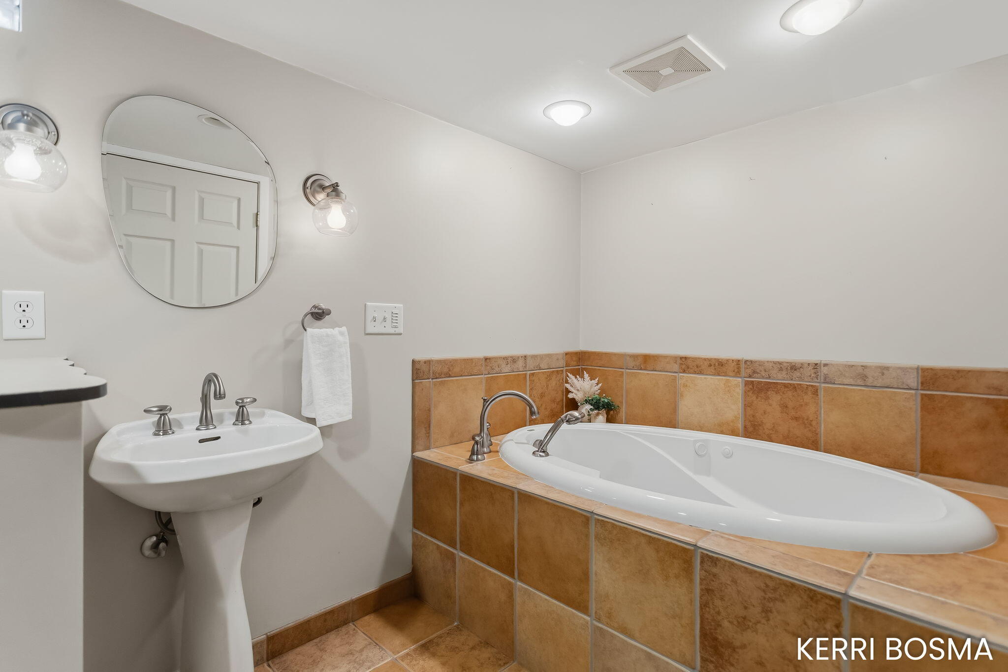 119 Dartmouth Avenue Holland MI 49423
