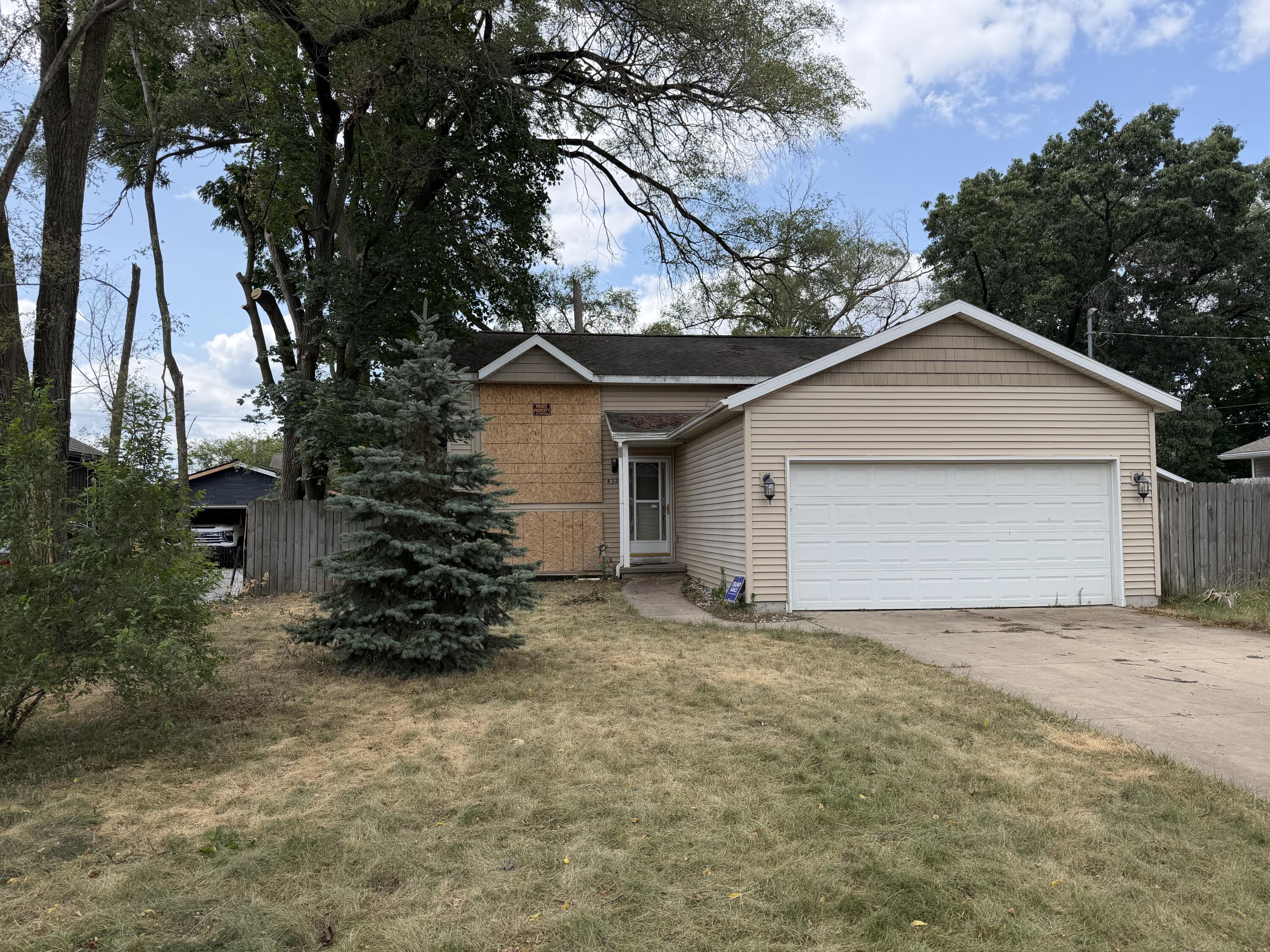 4323 Thorndyke Avenue SW Grand Rapids MI 49548