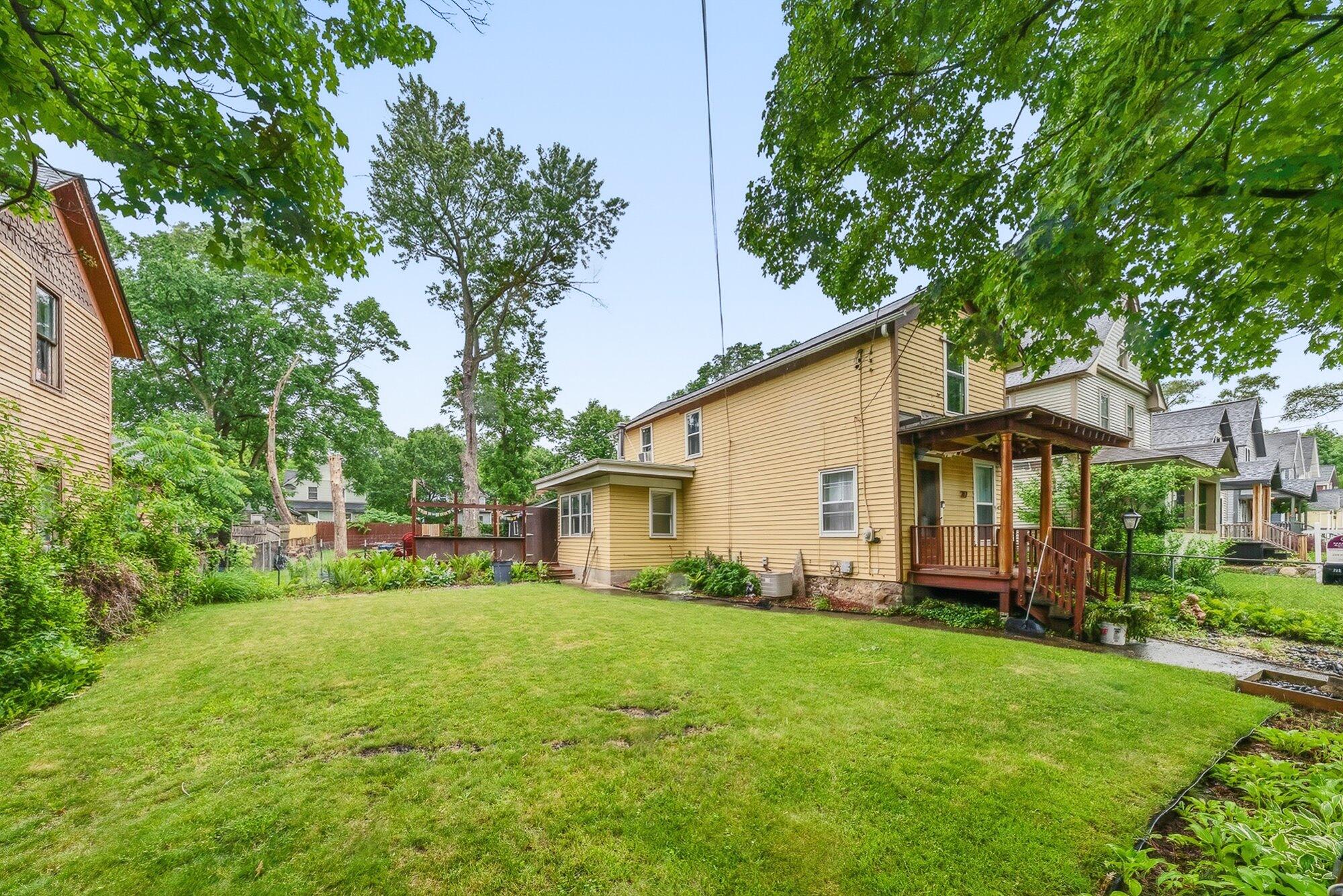 717 Mccourtie Street Kalamazoo MI 49008
