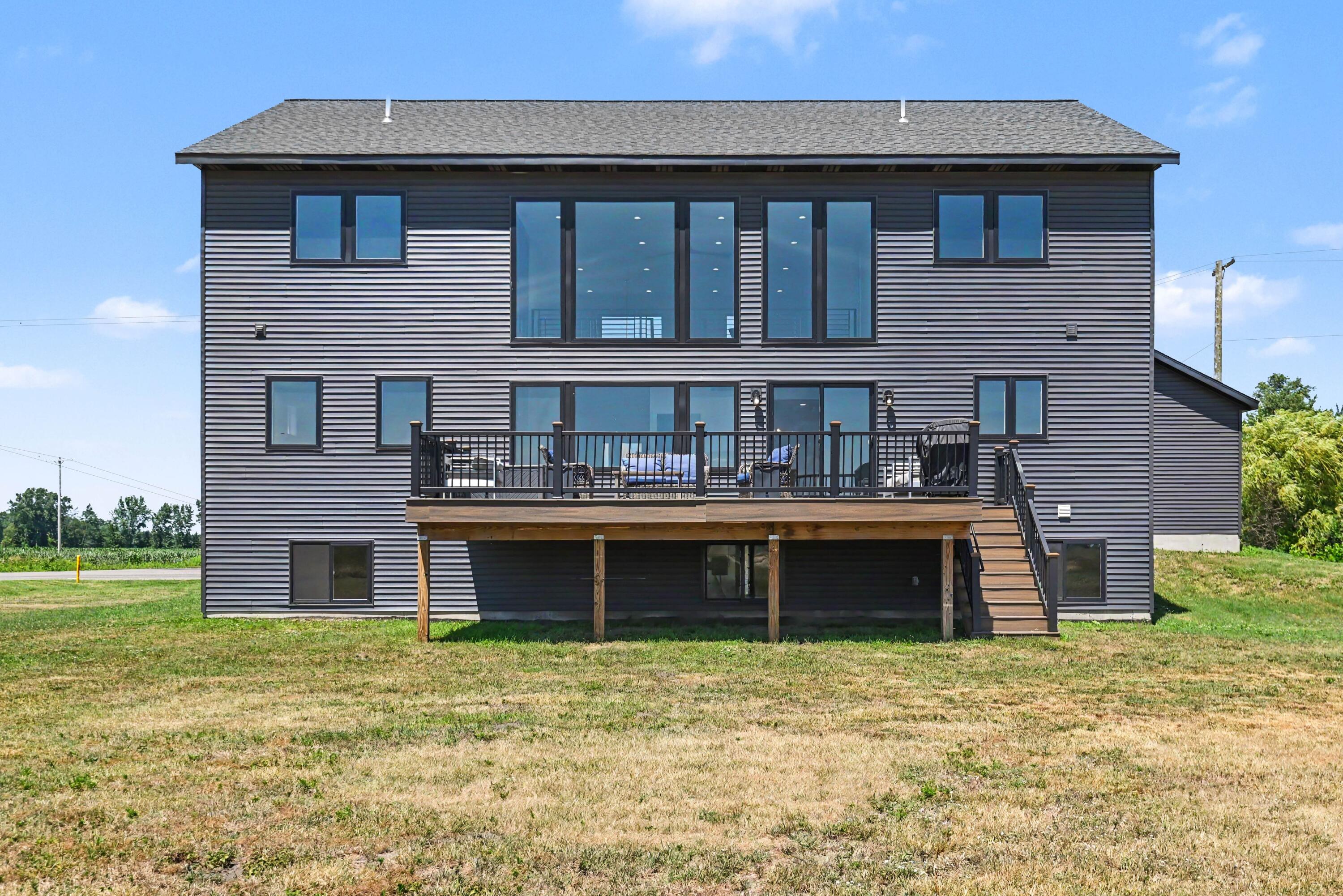 14390 New Holland Street Holland MI 49424