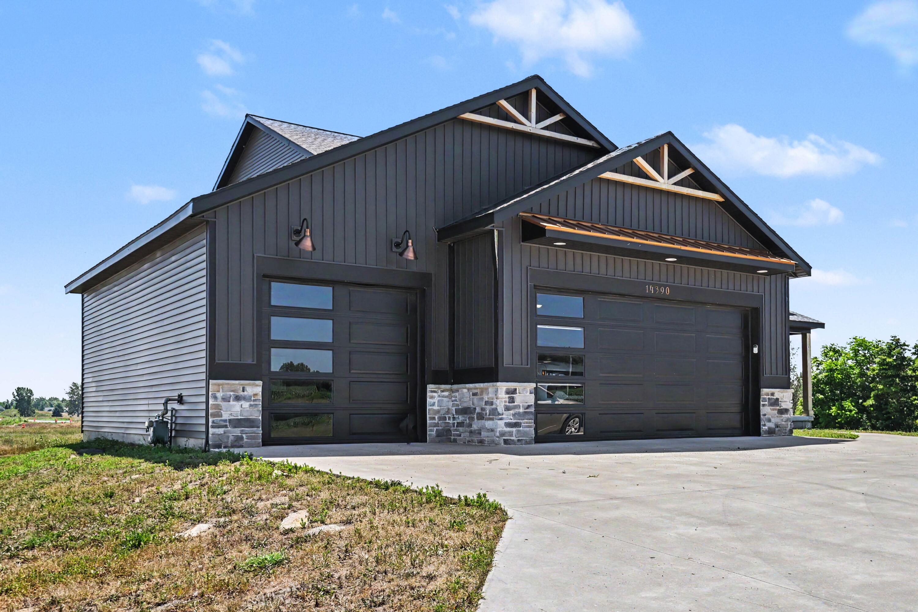 14390 New Holland Street Holland MI 49424
