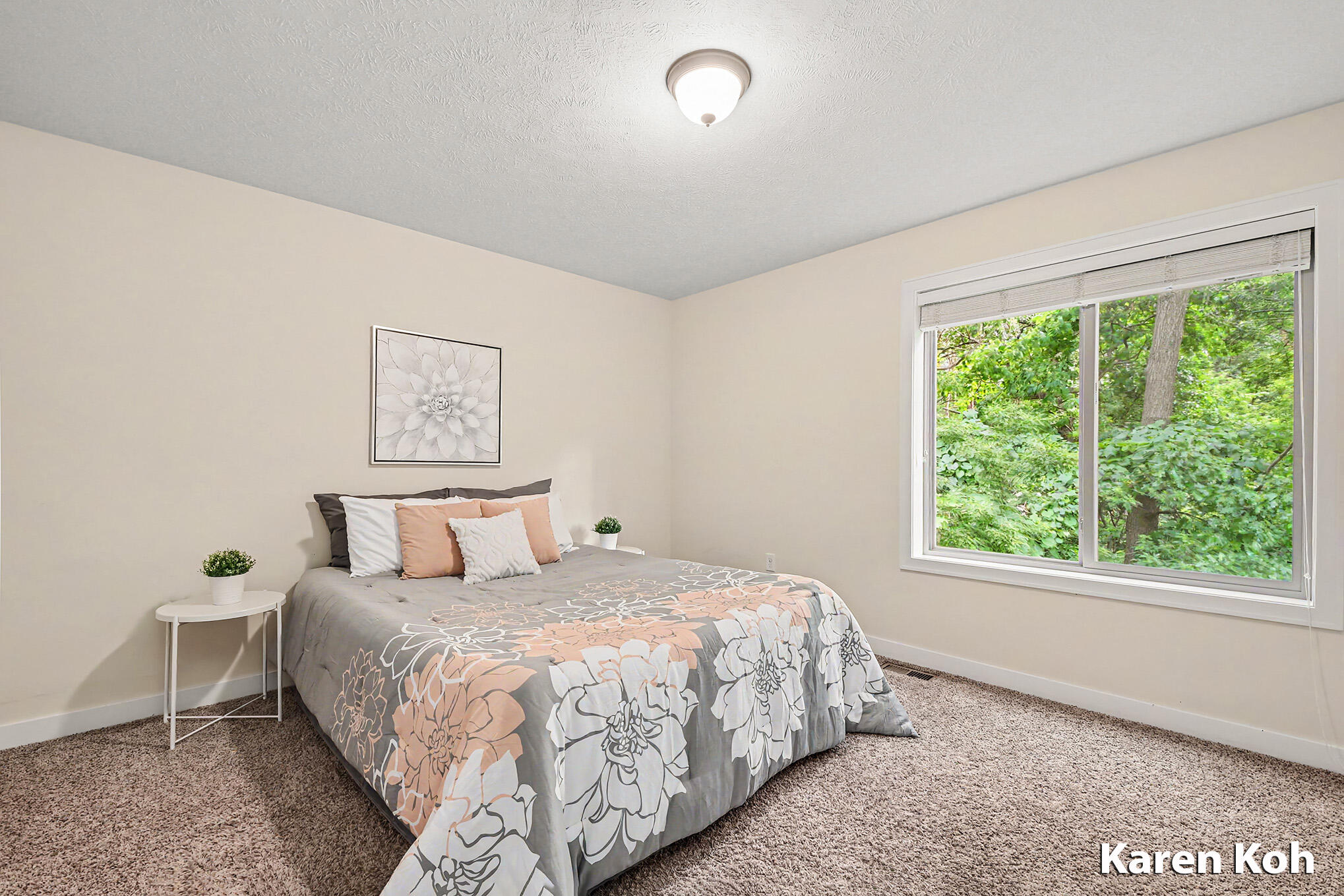 4521 Burton Forest Court SE Grand Rapids MI 49546