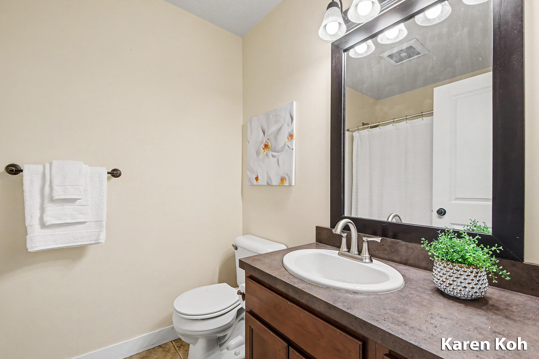 4521 Burton Forest Court SE Grand Rapids MI 49546
