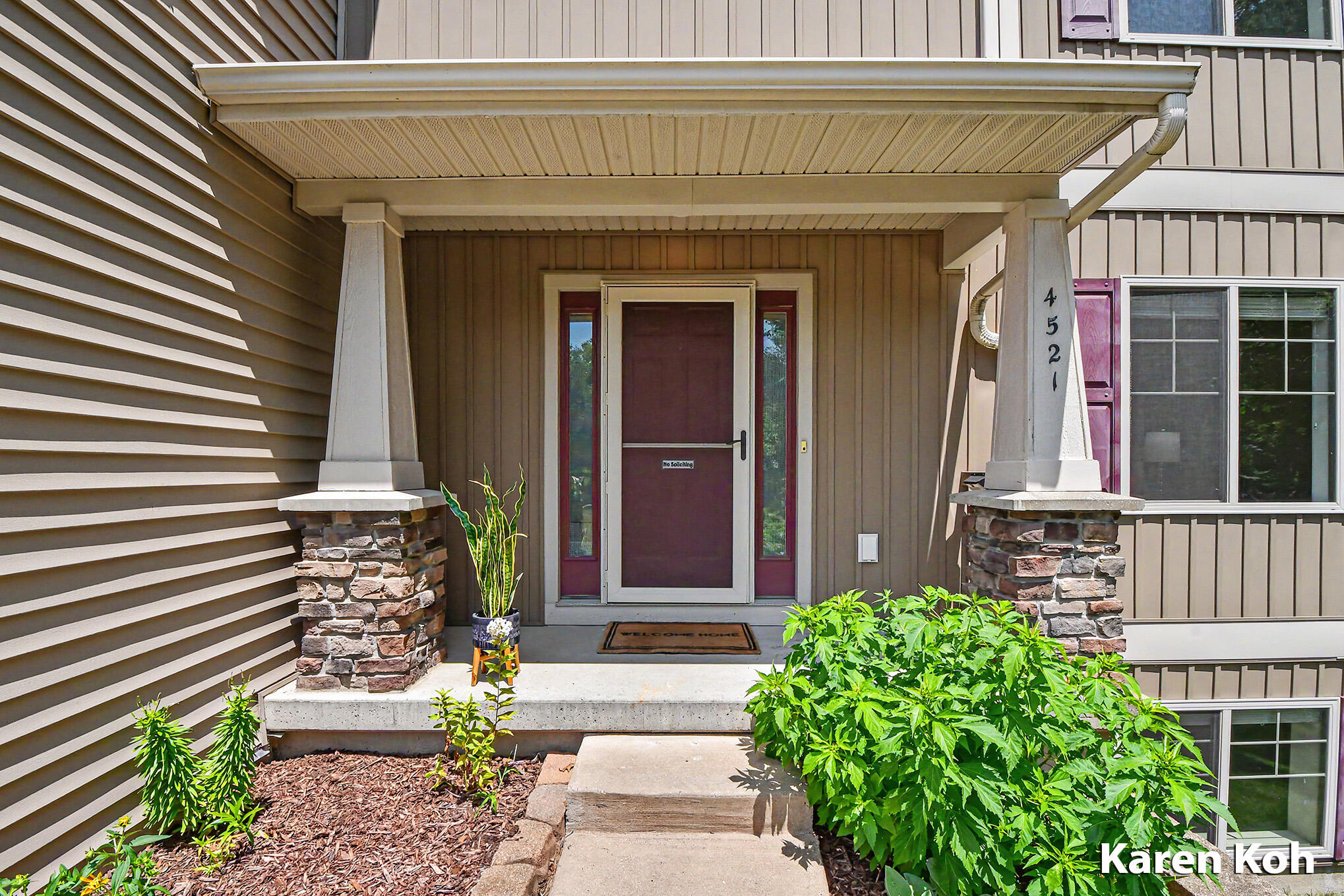 4521 Burton Forest Court SE Grand Rapids MI 49546