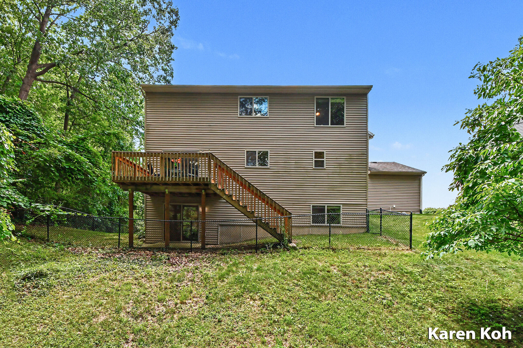 4521 Burton Forest Court SE Grand Rapids MI 49546