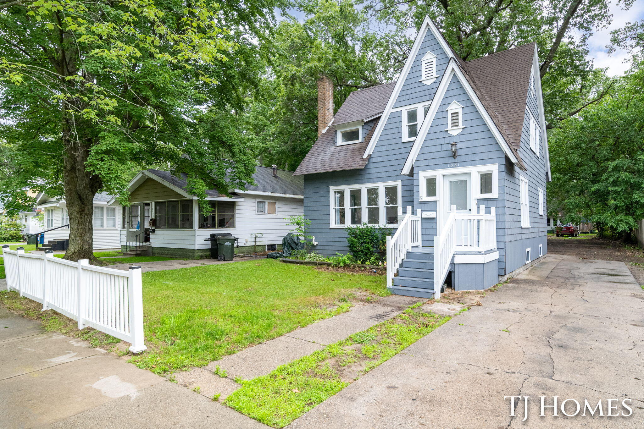 1031 Ada Avenue Muskegon MI 49442