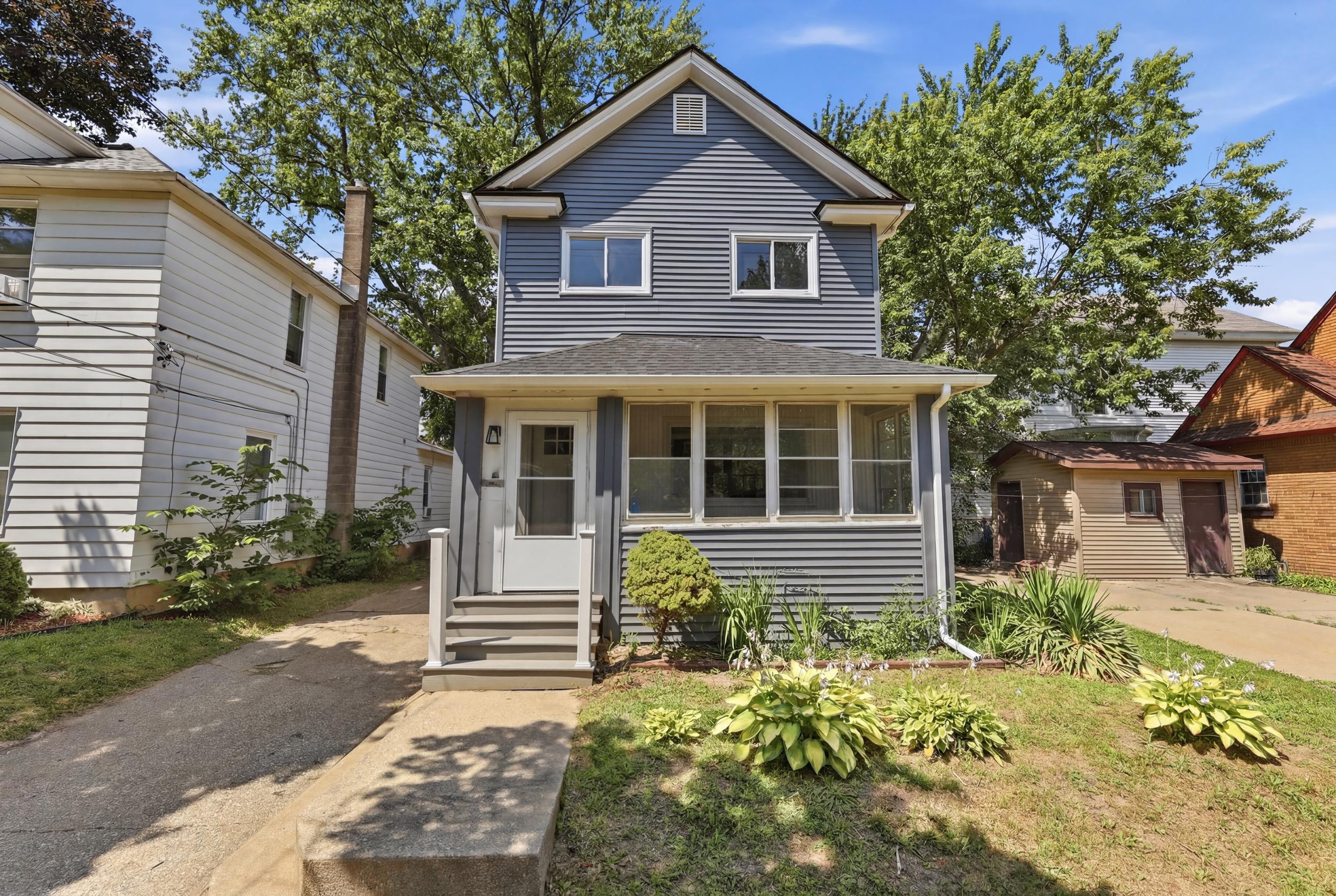 155 Palmer Street NE Grand Rapids MI 49505