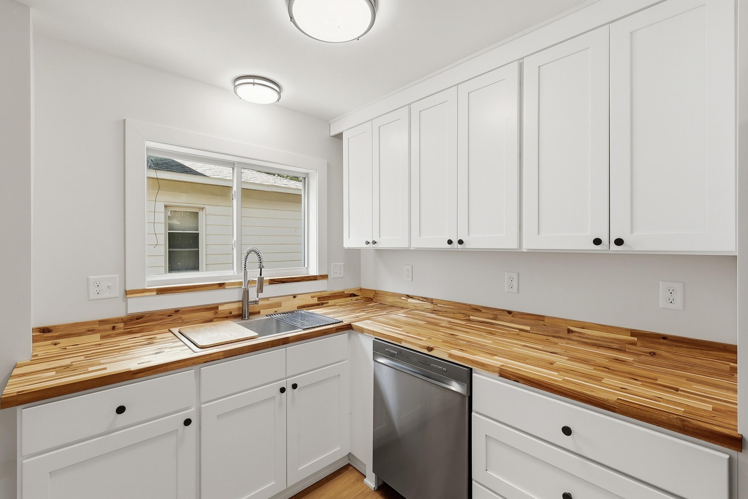 155 Palmer Street NE Grand Rapids MI 49505