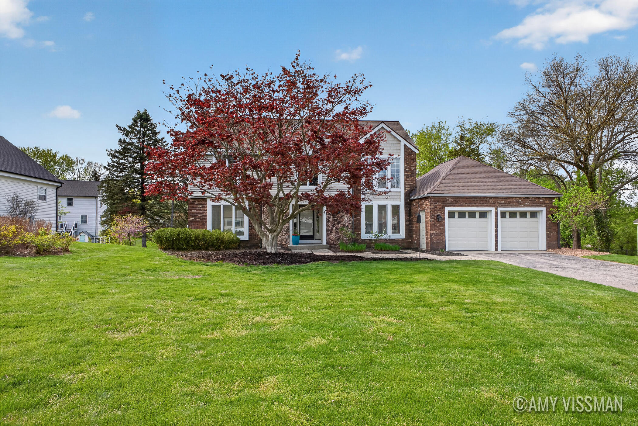 3415 N Applecrest Court SE Ada MI 49301