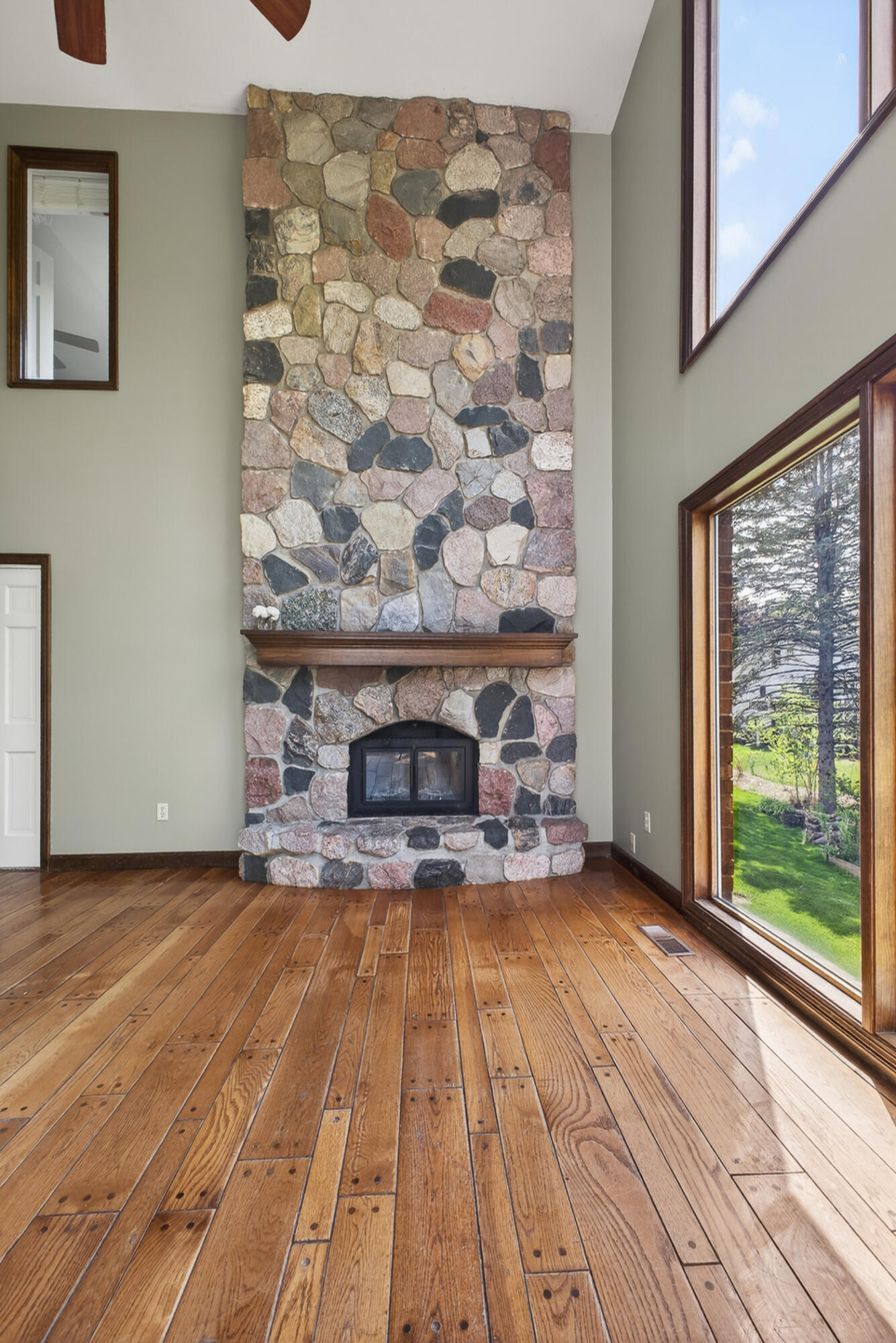 3415 N Applecrest Court SE Ada MI 49301