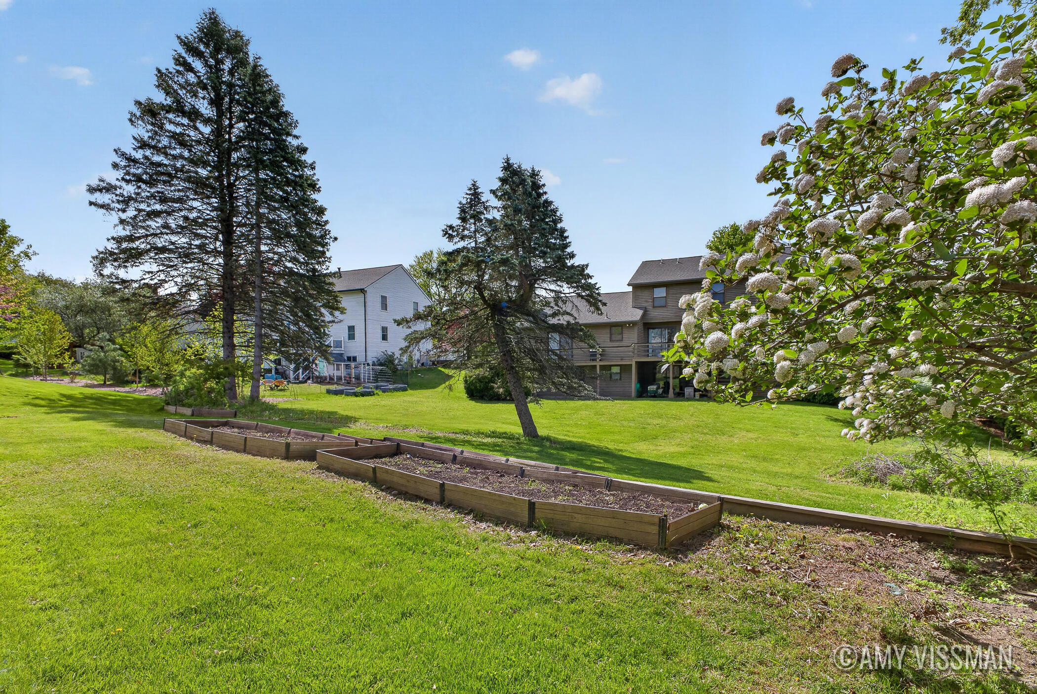 3415 N Applecrest Court SE Ada MI 49301
