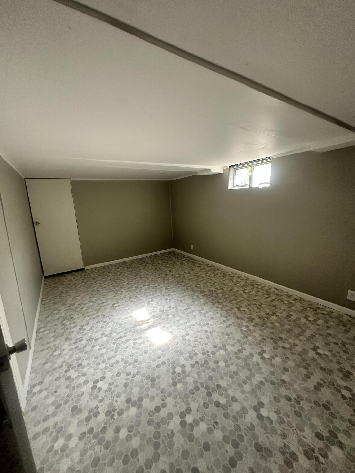 1308 Colgrove Avenue Kalamazoo MI 49048