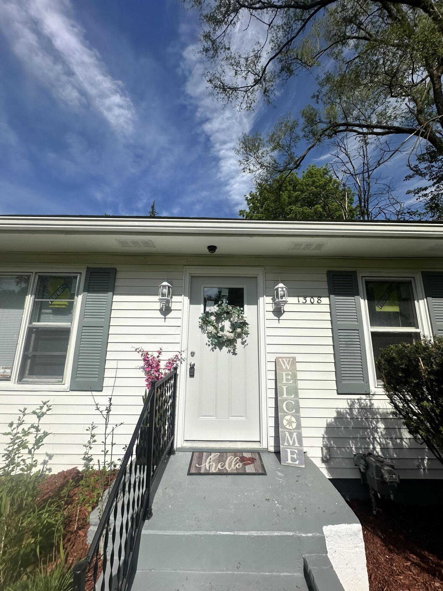 1308 Colgrove Avenue Kalamazoo MI 49048