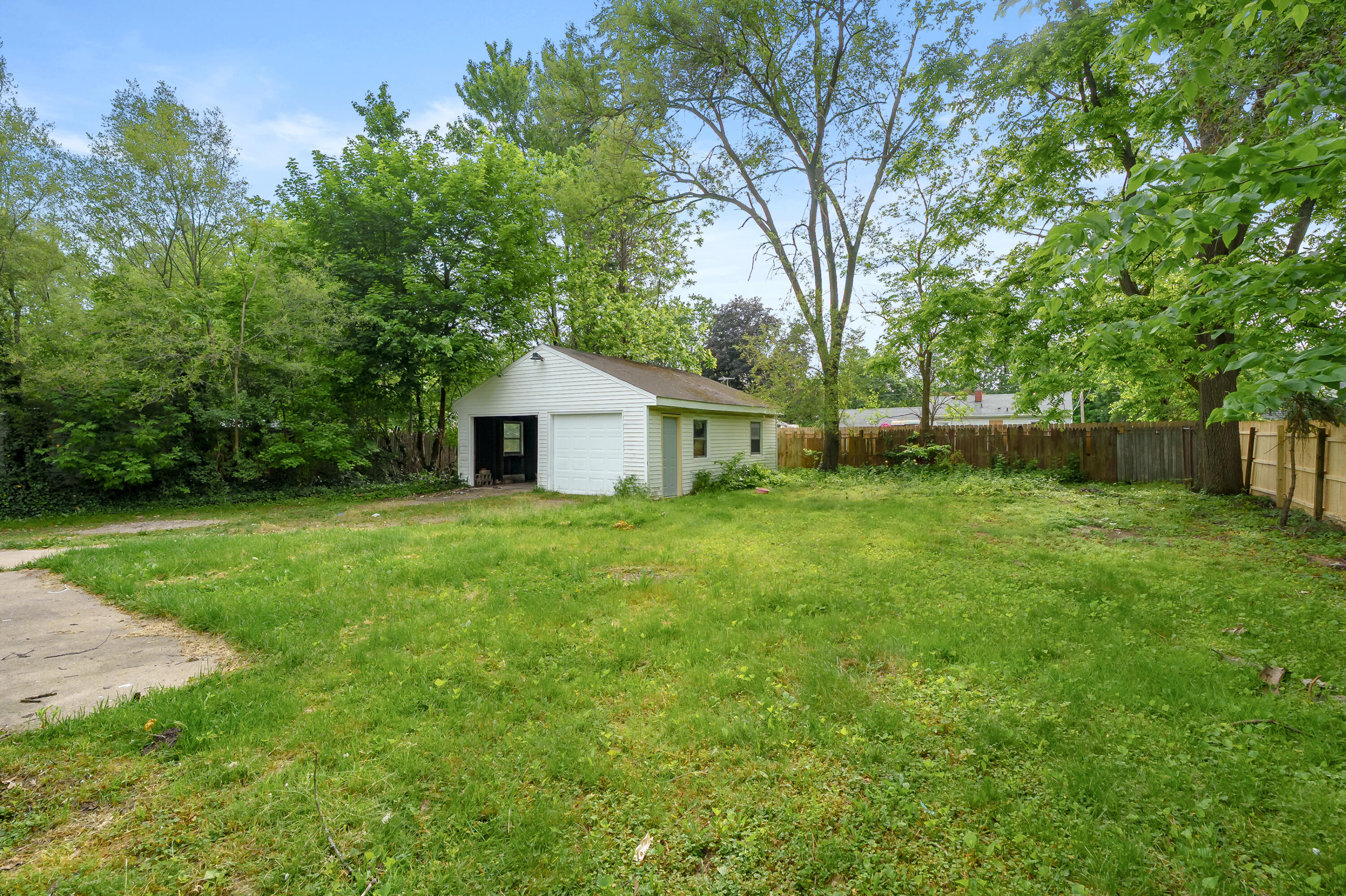 1308 Colgrove Avenue Kalamazoo MI 49048