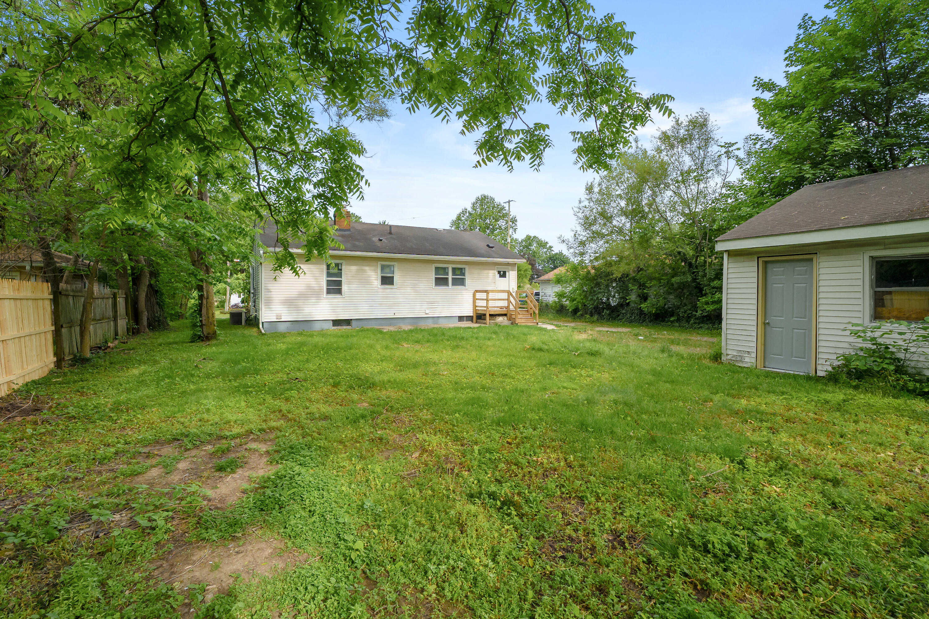 1308 Colgrove Avenue Kalamazoo MI 49048