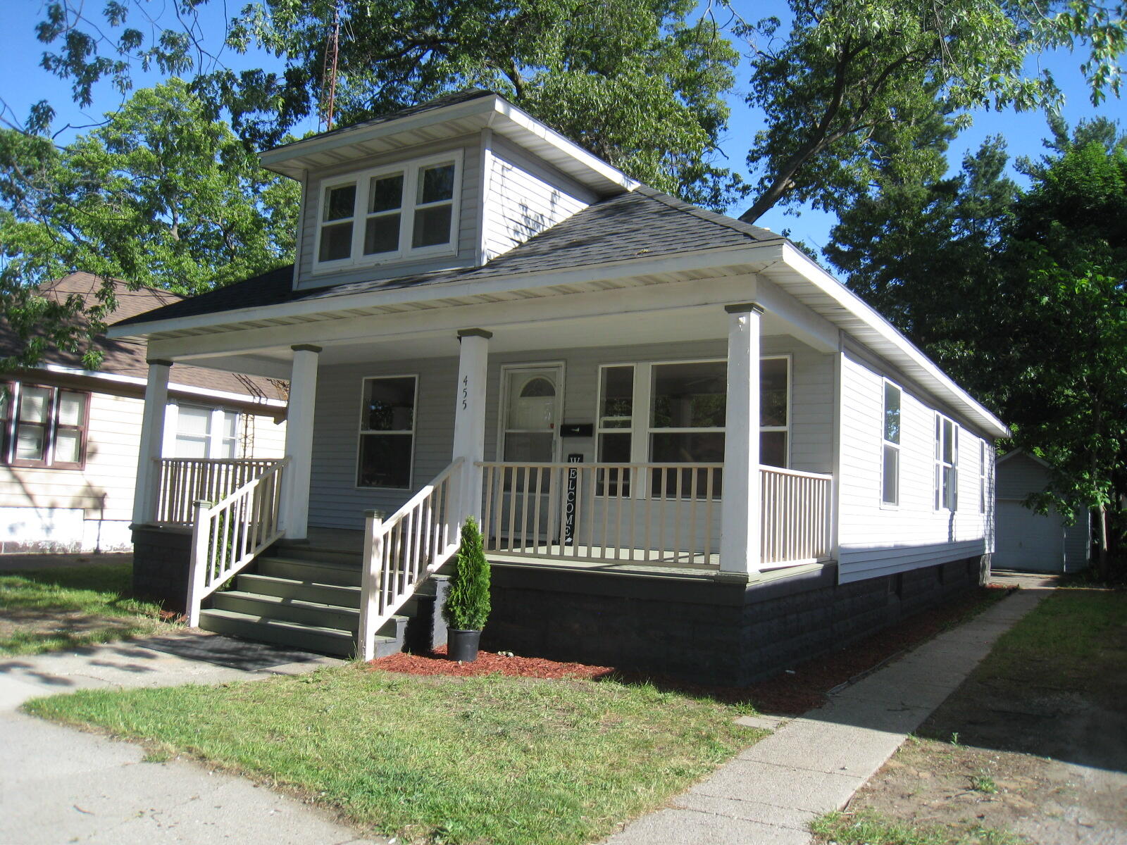 455 Leonard Avenue Muskegon MI 49442
