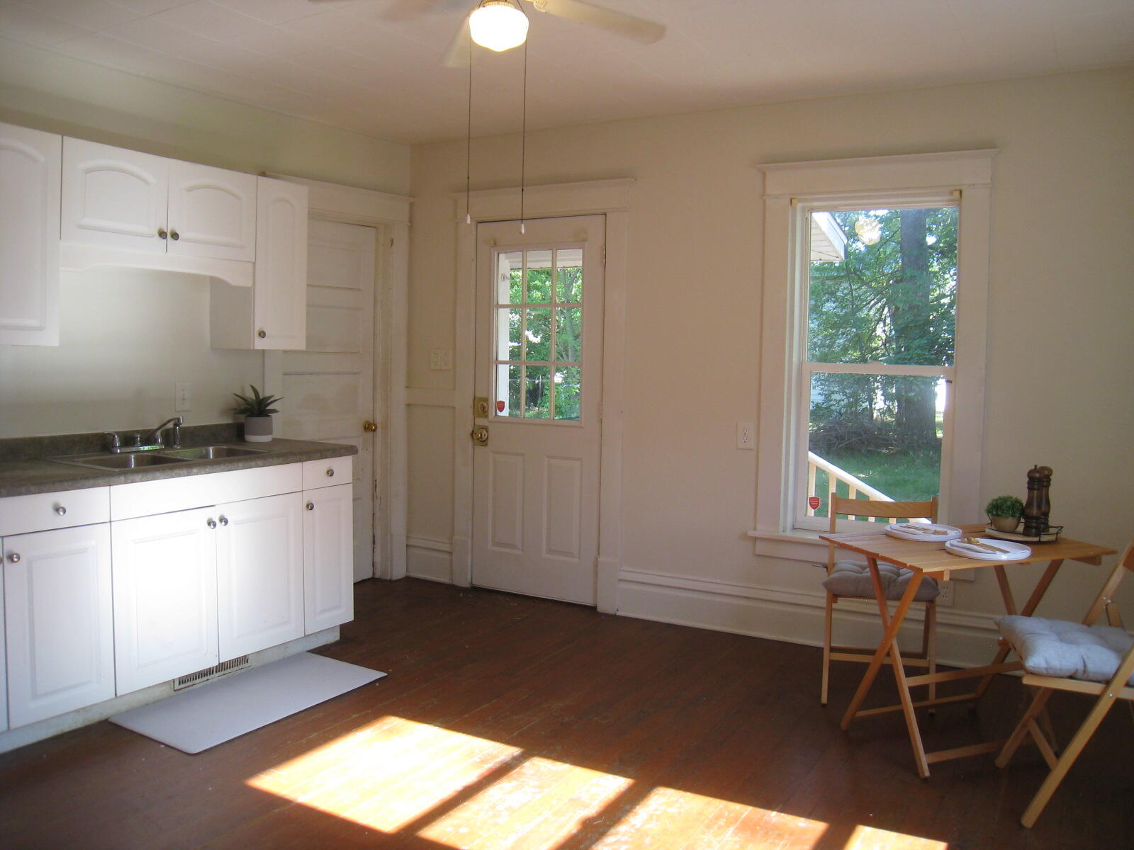 455 Leonard Avenue Muskegon MI 49442