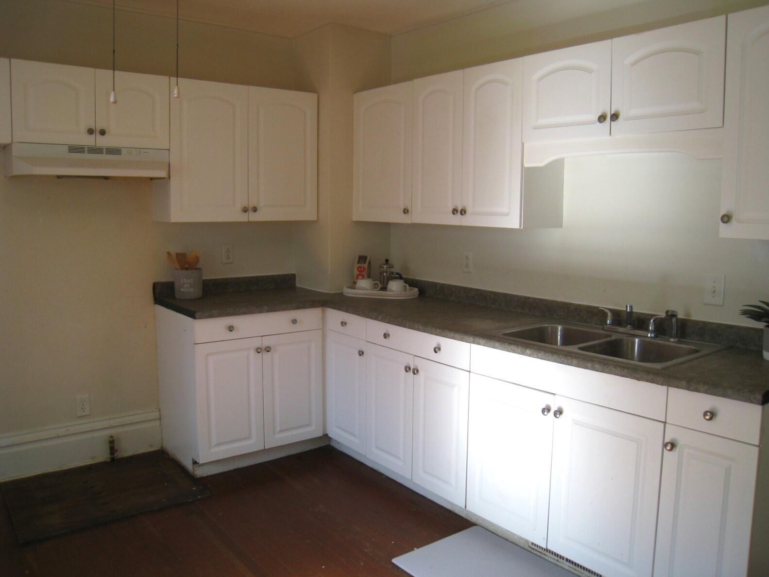 455 Leonard Avenue Muskegon MI 49442