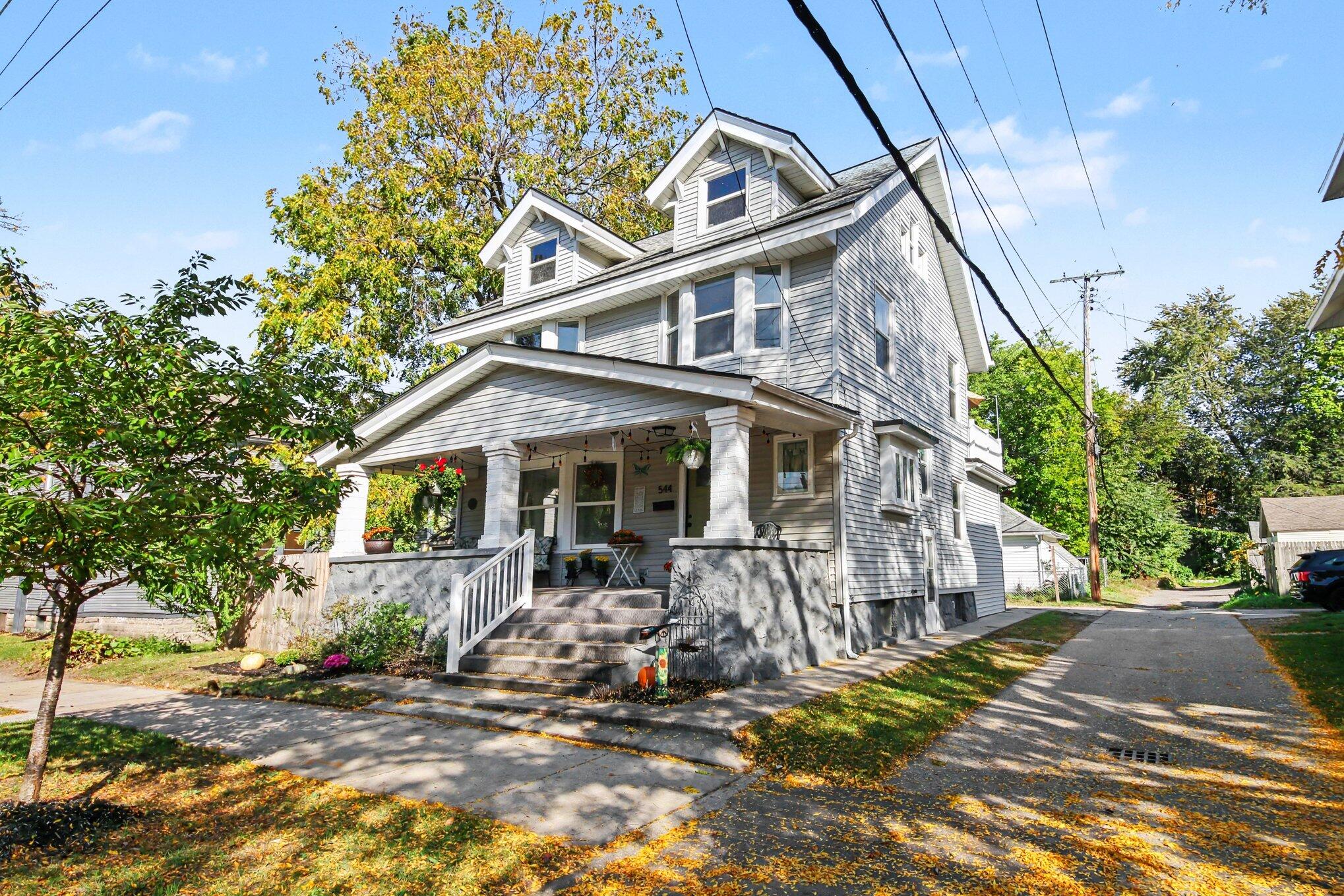 544 Giddings Avenue SE Grand Rapids MI 49506