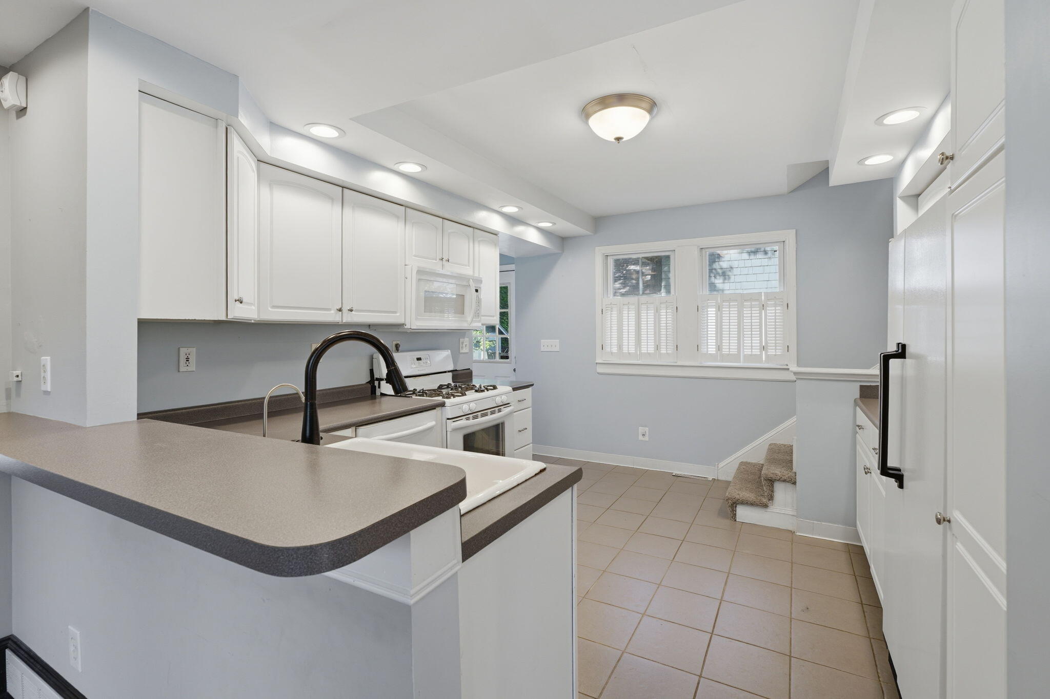 516 Curtis Street NE Grand Rapids MI 49505